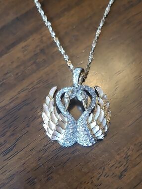Nolan Miller Nesting Swan's necklace